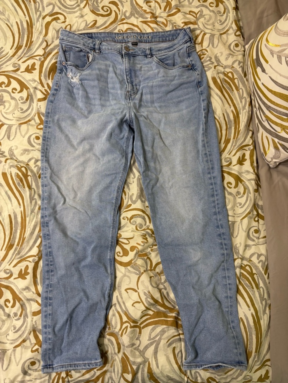 American Eagle Outfitters Light Blue Boyfriend Jeans